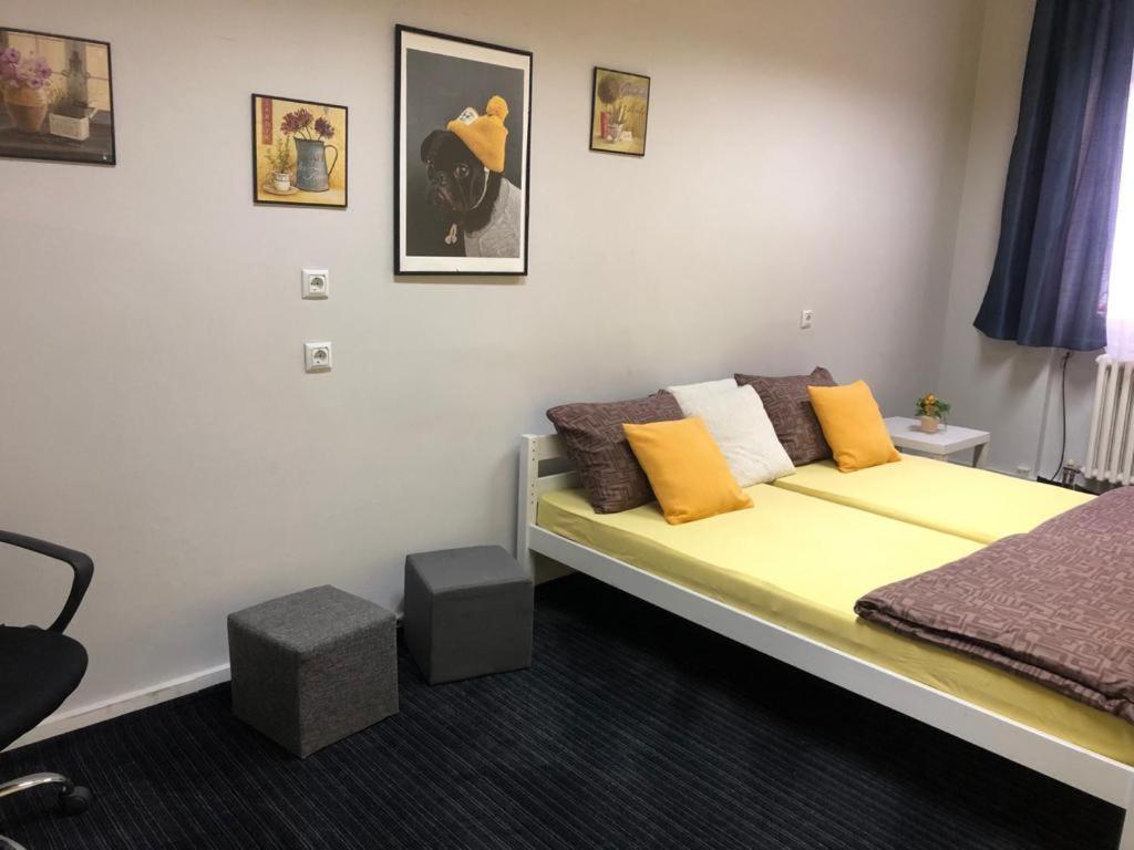 Spacious Tuzlaks Apartments Sarajevo Ferhadija Ngoại thất bức ảnh